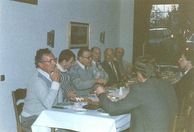 1986-04